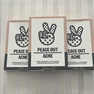 Peace Out Acne Healing Dots - Black and White